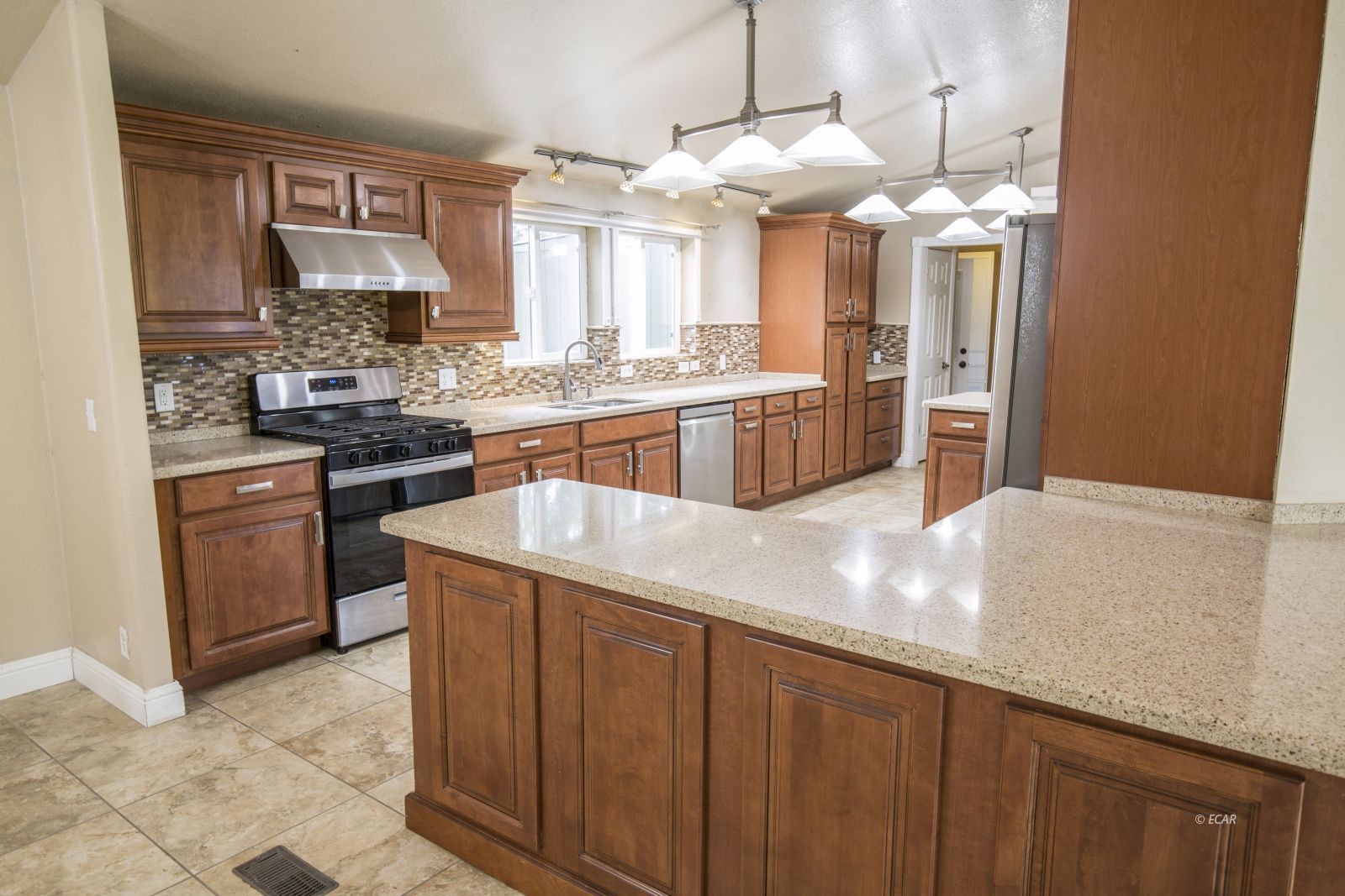 559 Diamondback Drive Property Photo 11