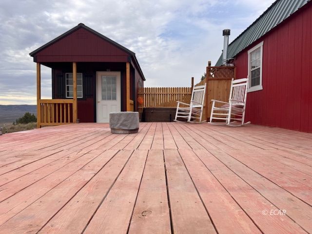 2084 Lee Avenue Property Photo 2