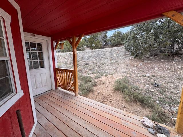 2084 Lee Avenue Property Photo 6