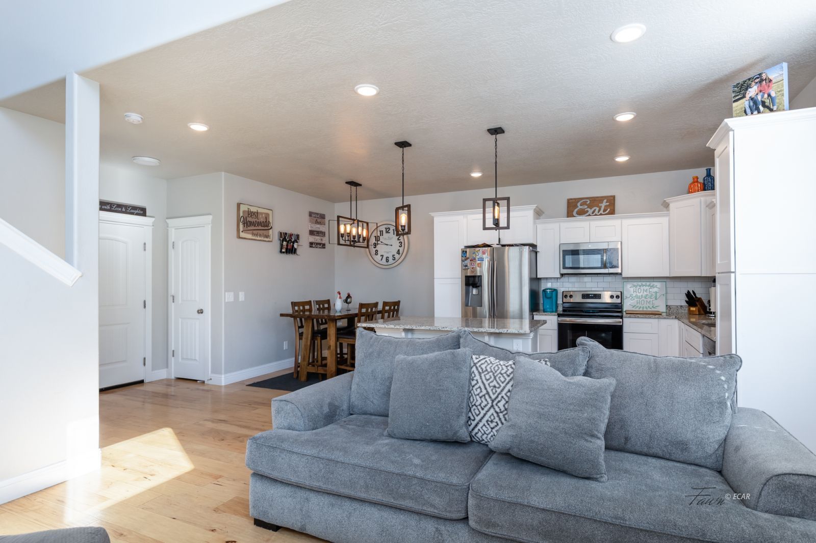 3819 Autumn Colors Drive Property Photo 10