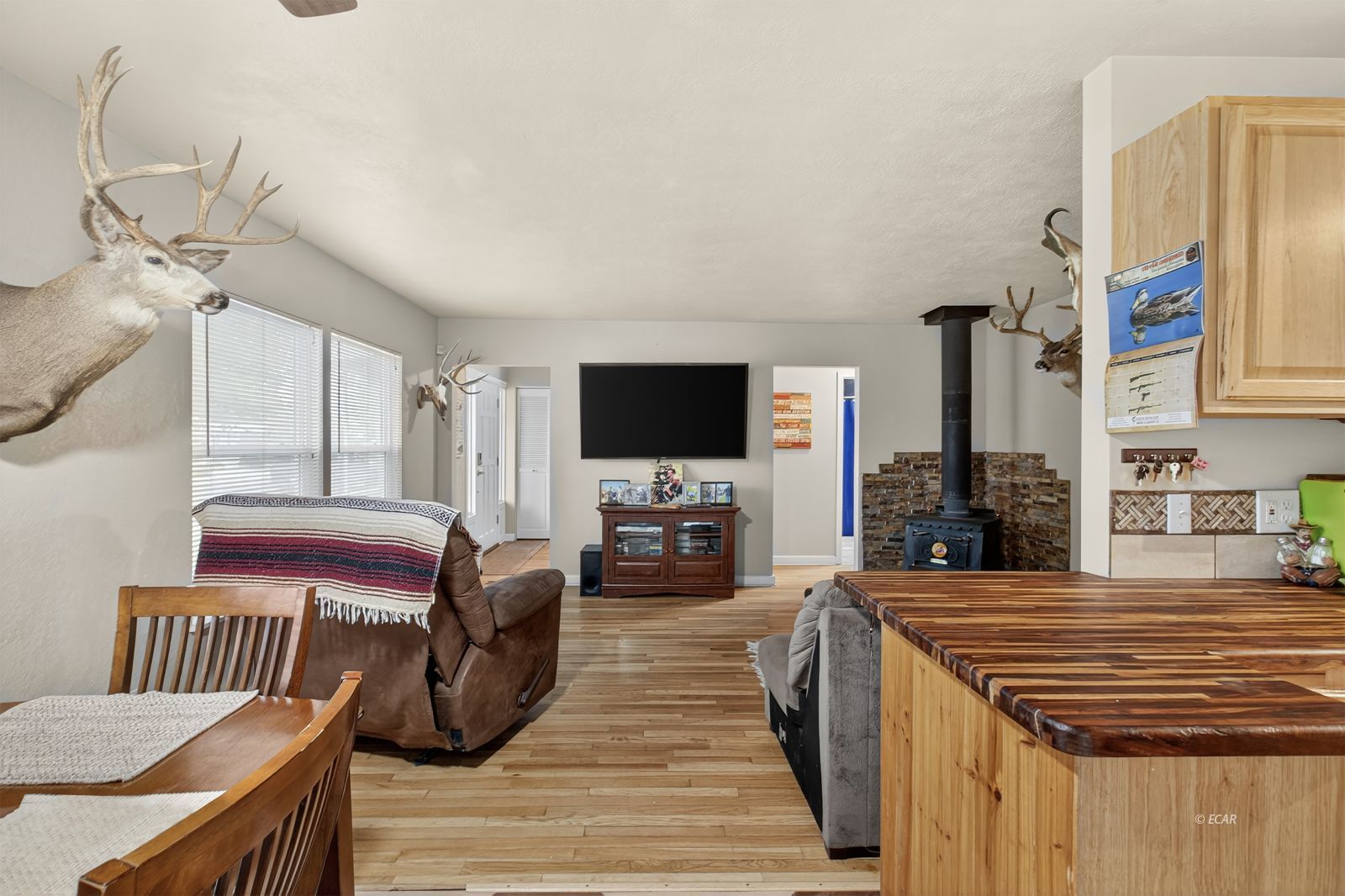 288 W Fir Street Property Photo 8