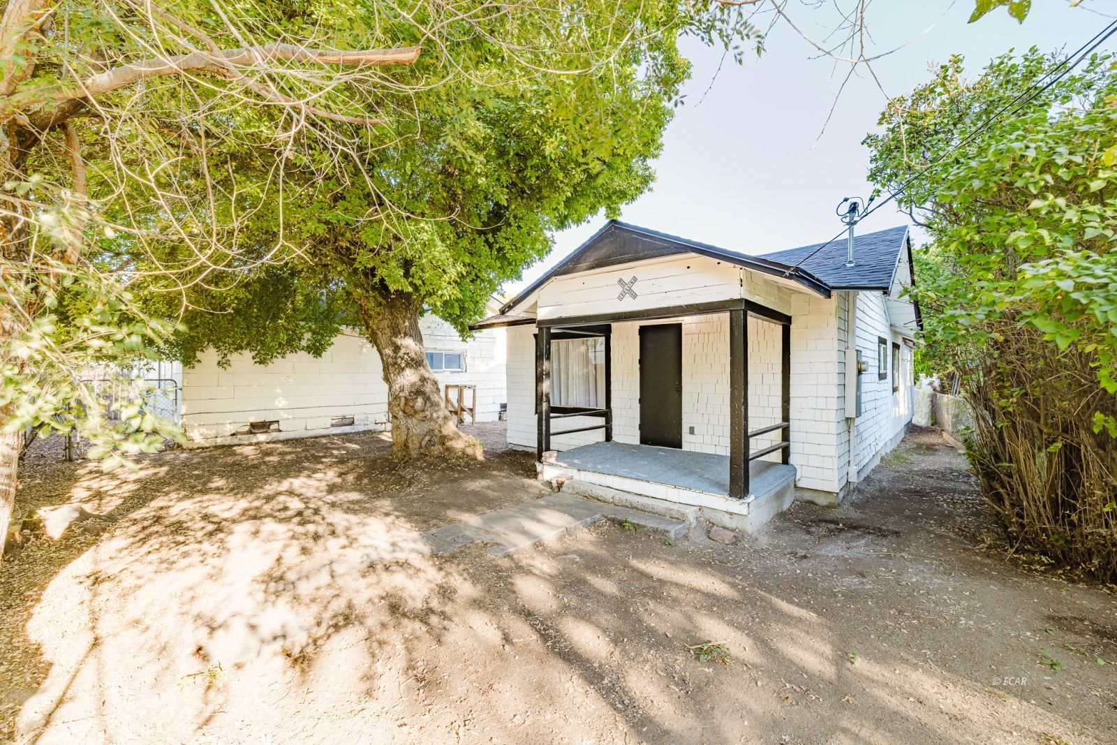 133 W River Street Property Photo 28