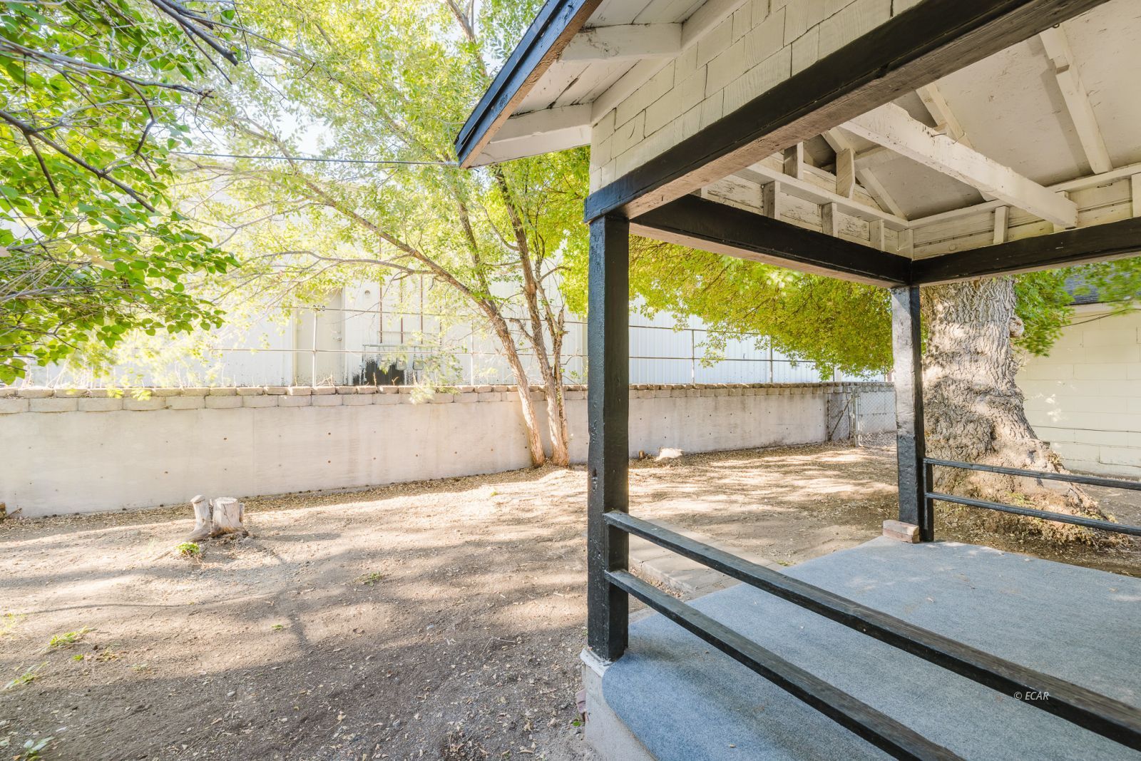 133 W River Street Property Photo 29