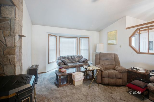 363 Spring Creek Parkway Property Photo 5