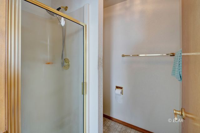 363 Spring Creek Parkway Property Photo 16