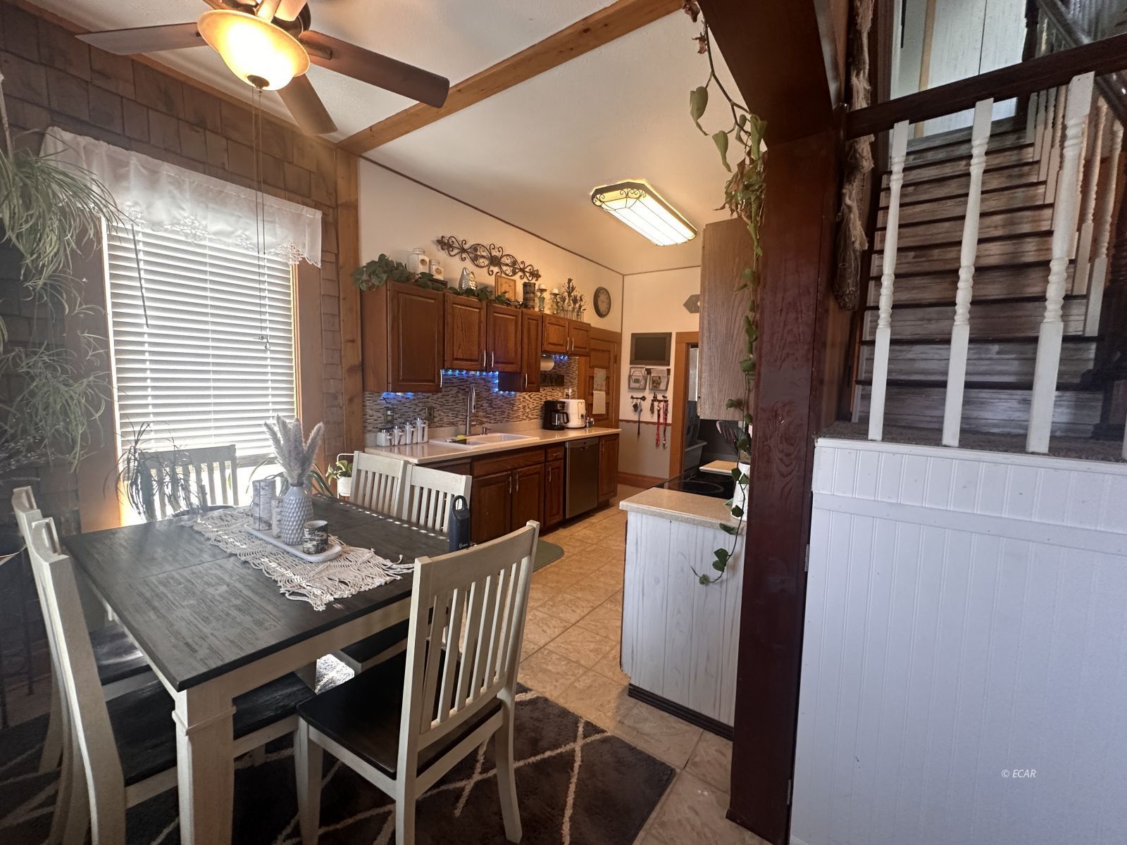 1481 Clover Avenue Property Photo 6