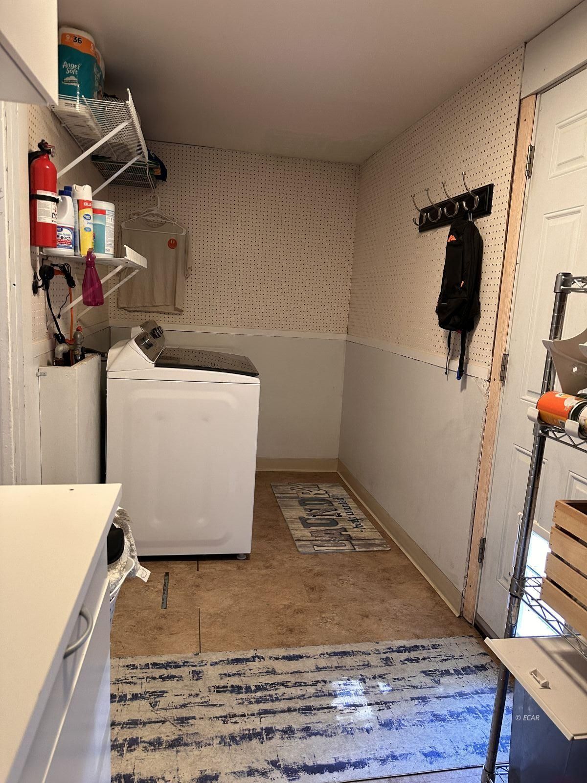 1481 Clover Avenue Property Photo 22