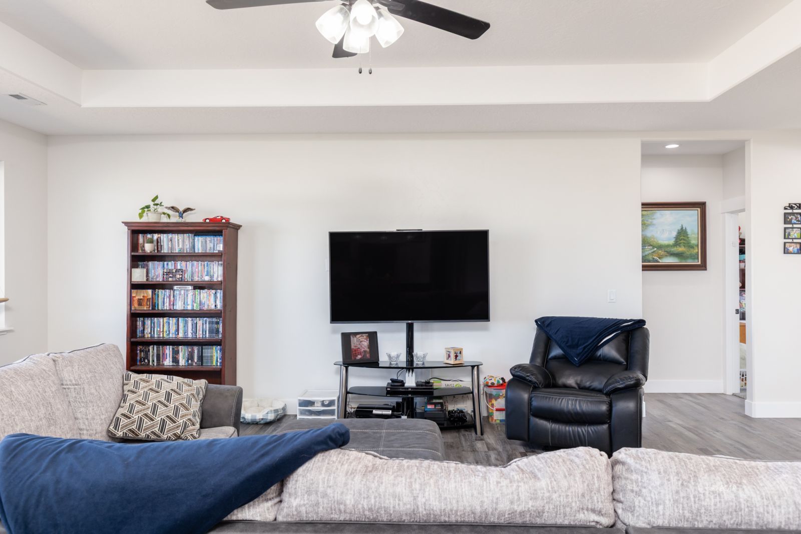 611 Westcott Drive Property Photo 5