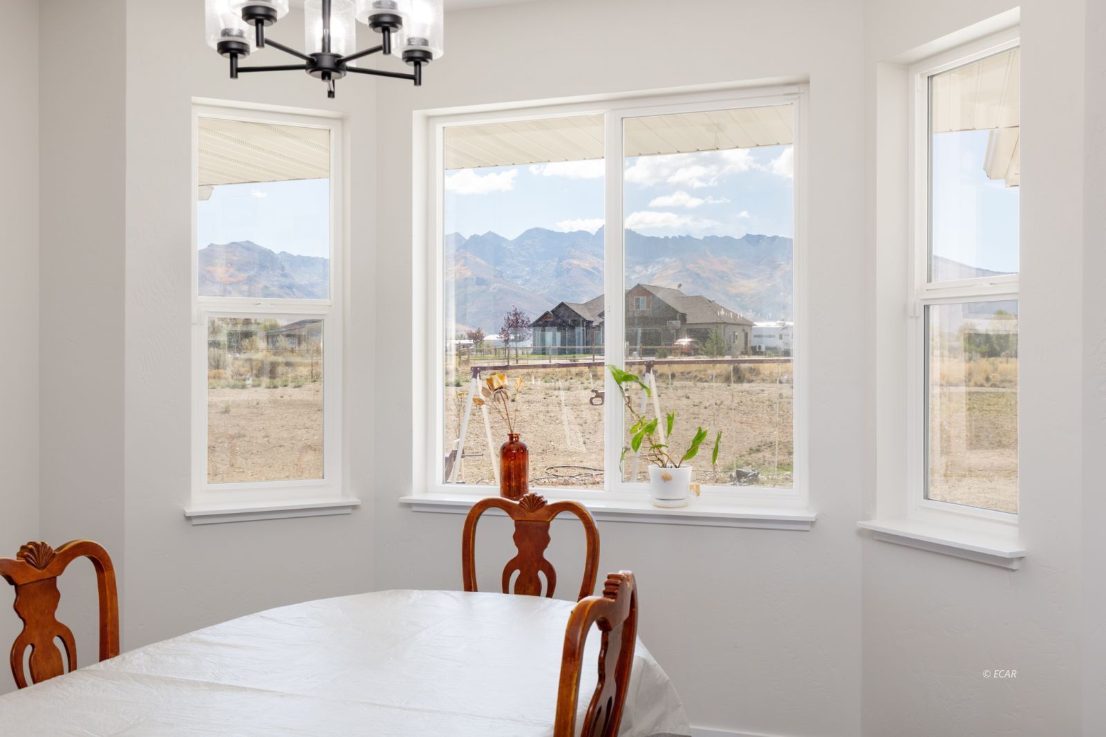 611 Westcott Drive Property Photo 24