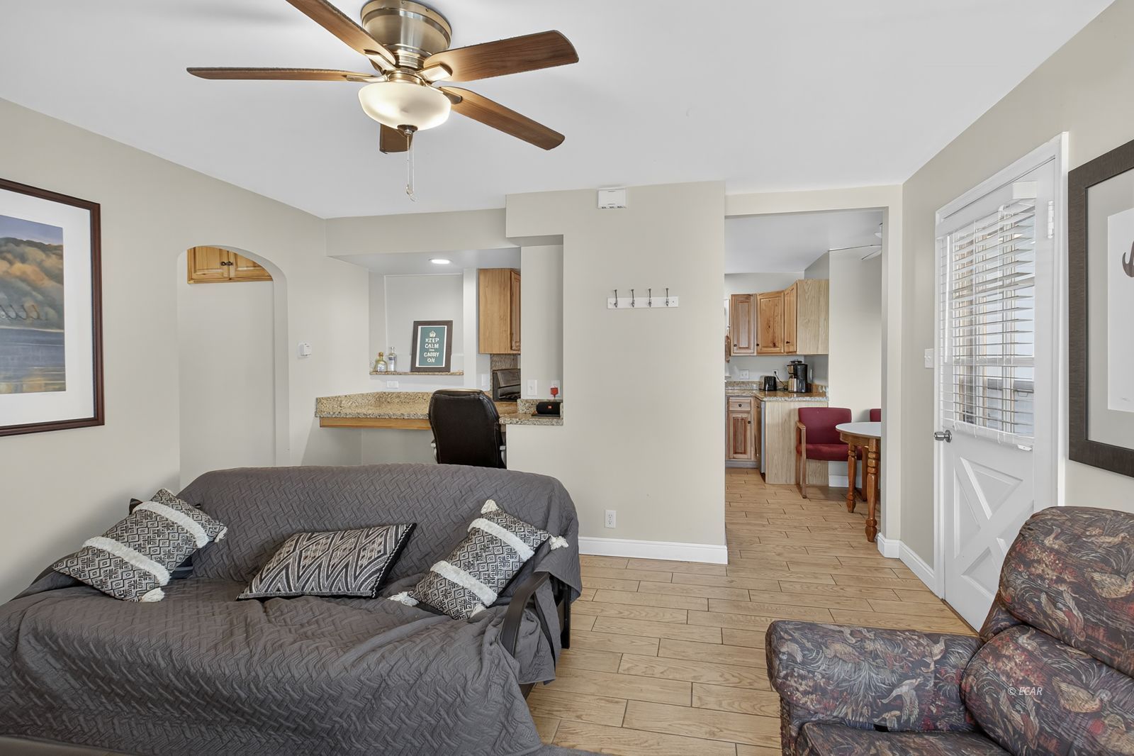 546 Cedar Street Property Photo 4