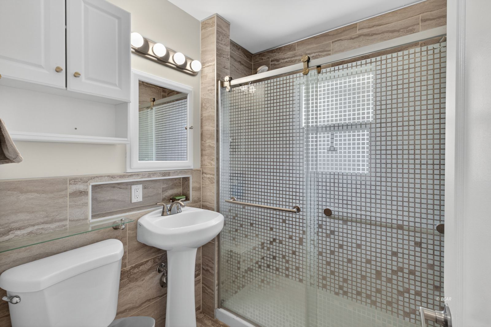 546 Cedar Street Property Photo 13