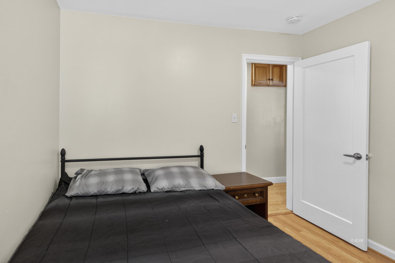 546 Cedar Street Property Photo 16