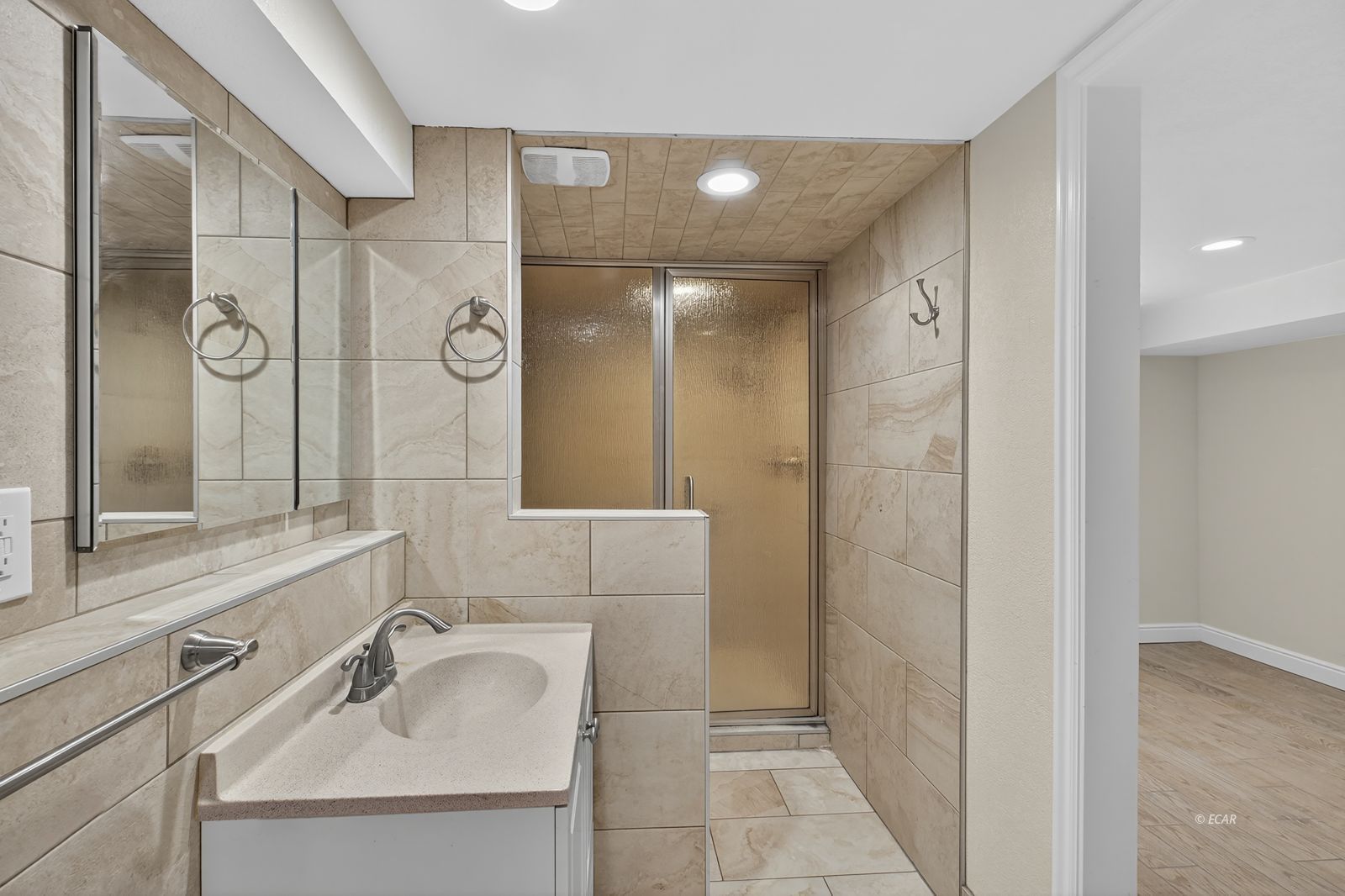 546 Cedar Street Property Photo 21