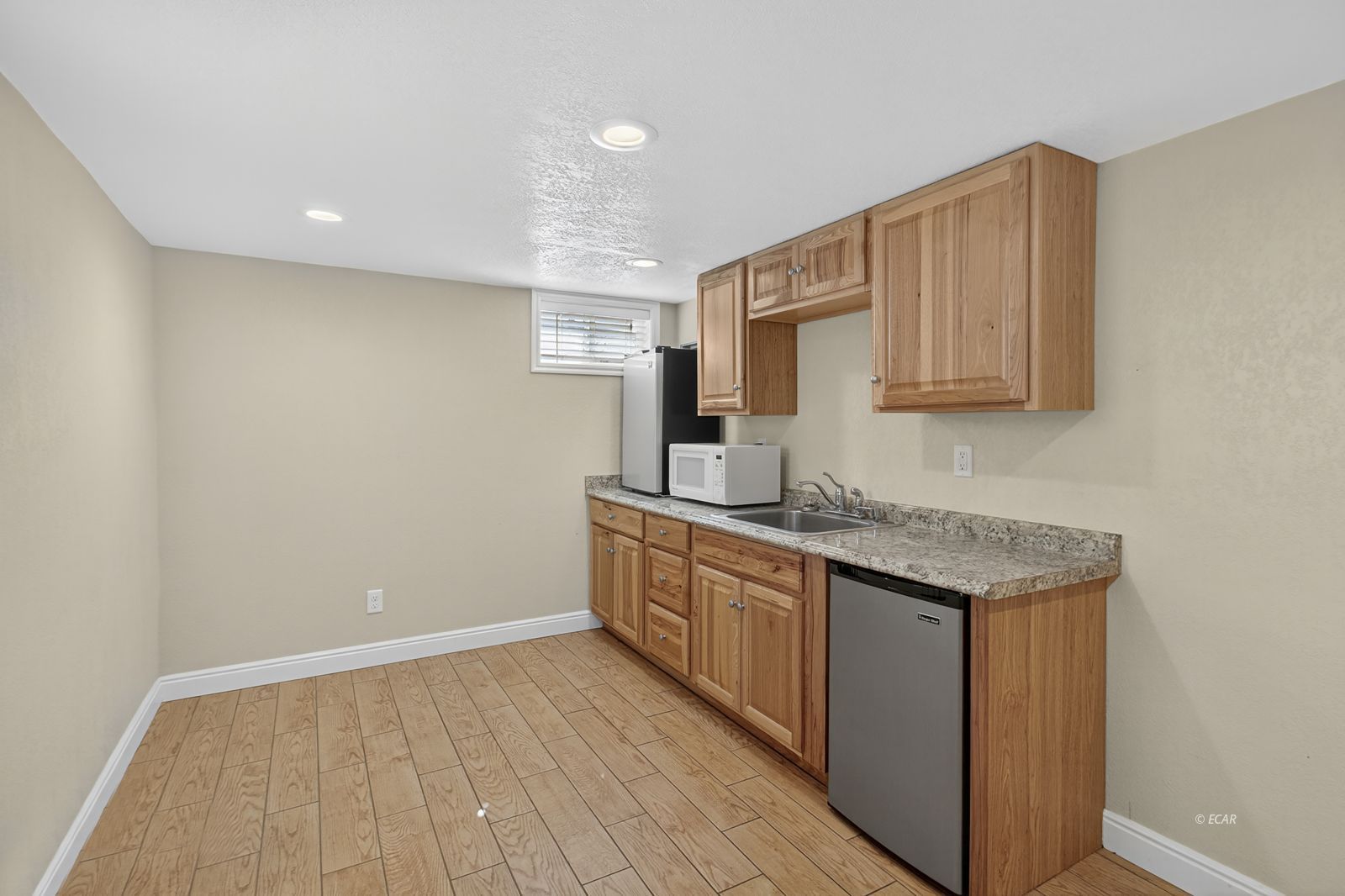 546 Cedar Street Property Photo 24