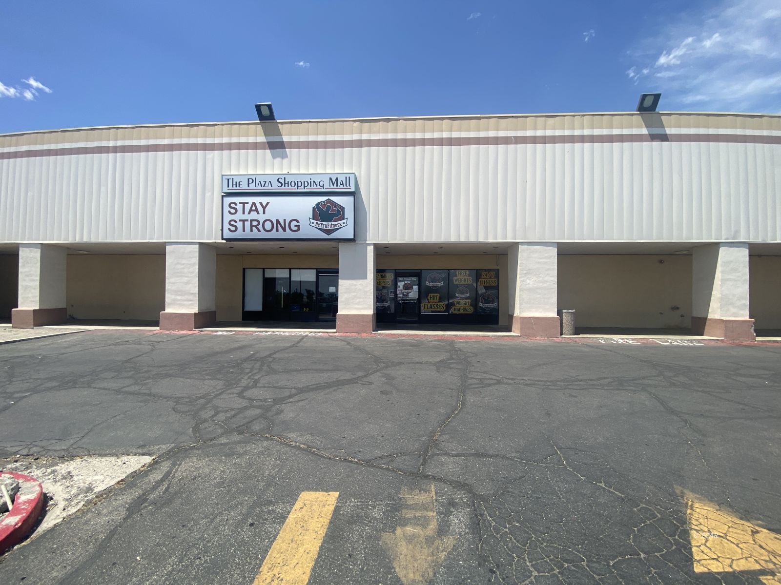 1920 Plateau Way 6 Property Photo 4