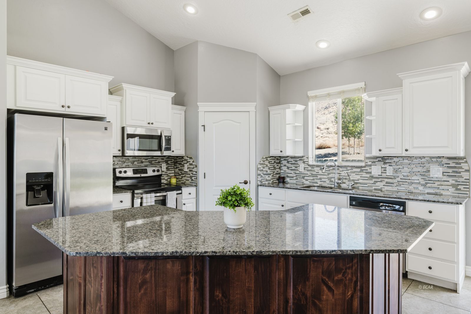 2375 Hamilton Creek Trail Property Photo 5