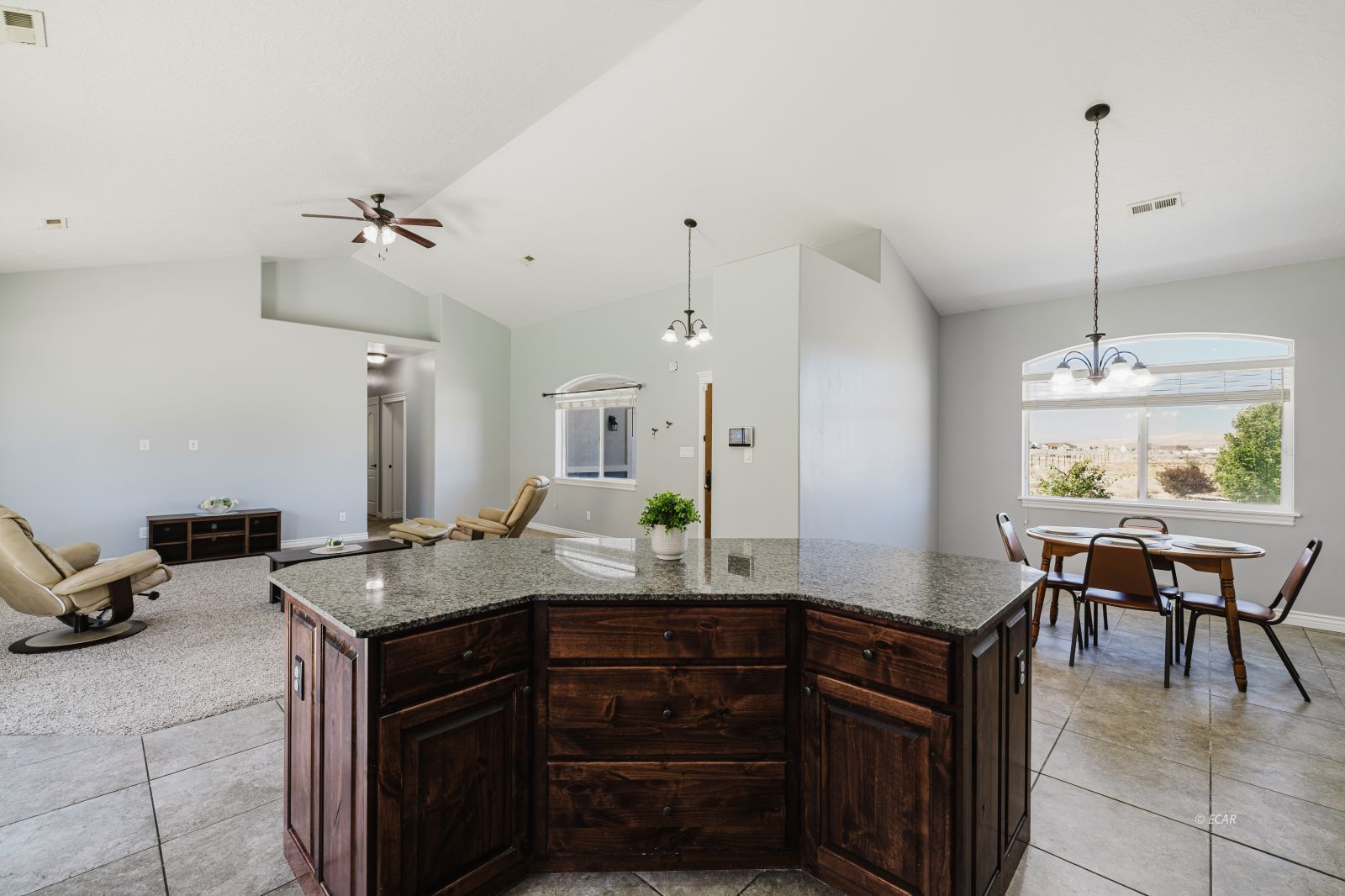 2375 Hamilton Creek Trail Property Photo 8