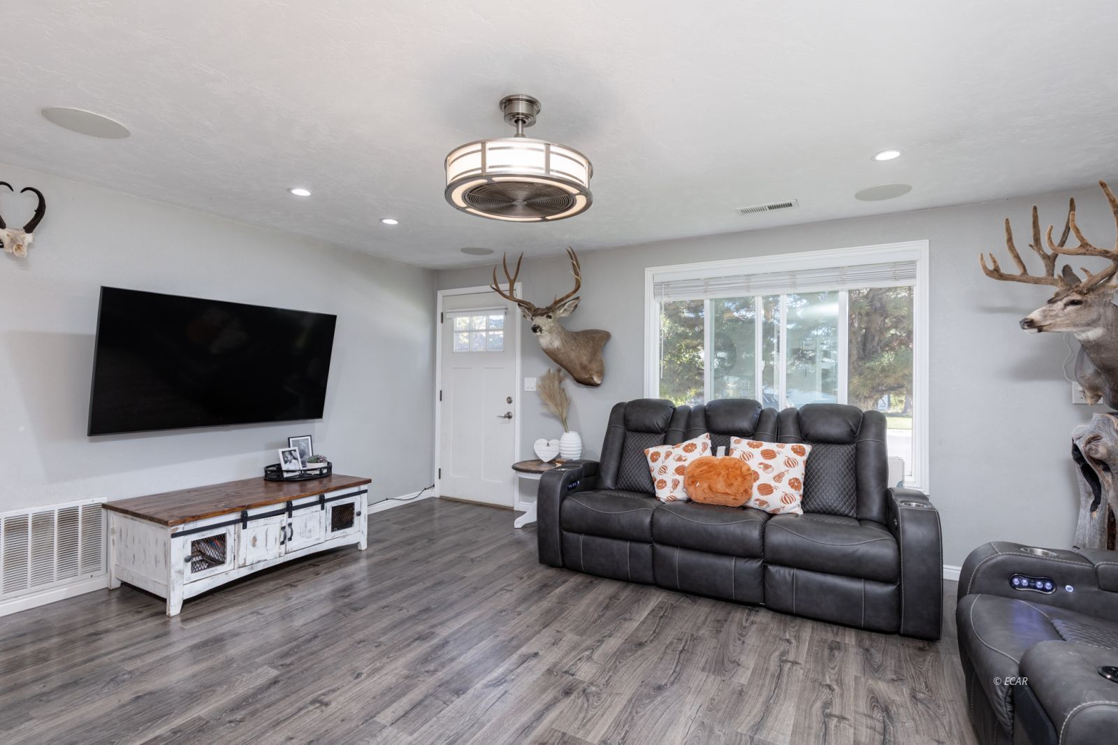 3313 Carlson Street Property Photo 6