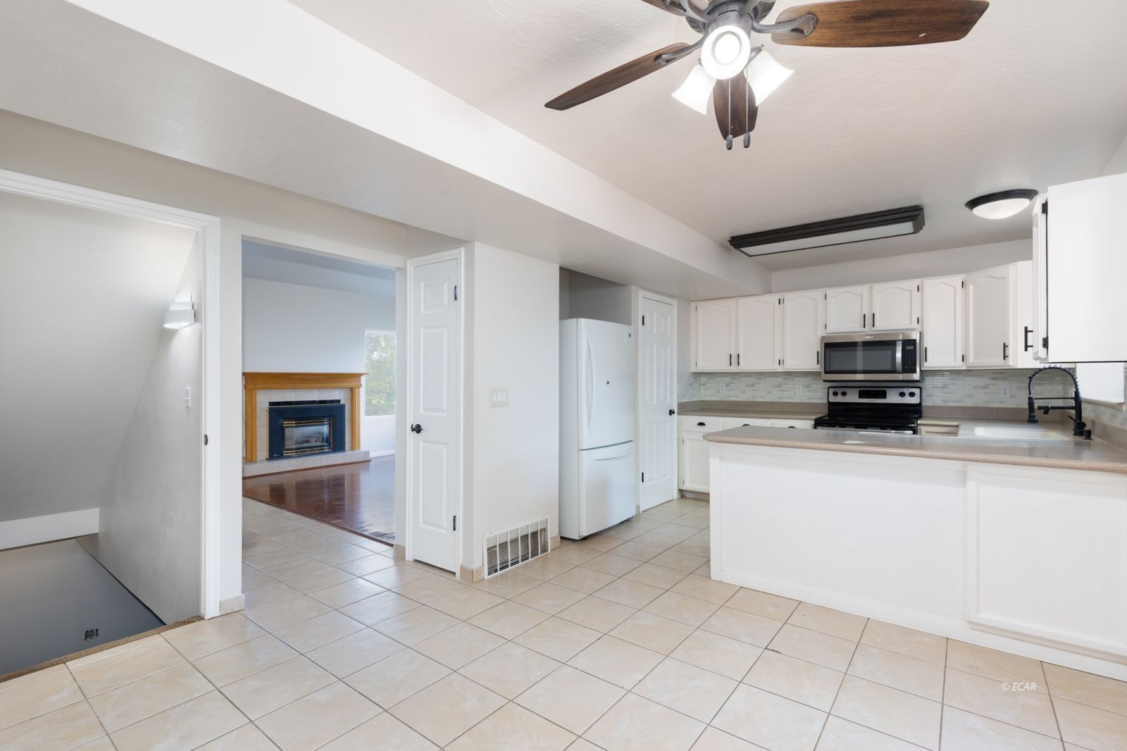 1951 Sierra Drive Property Photo 15