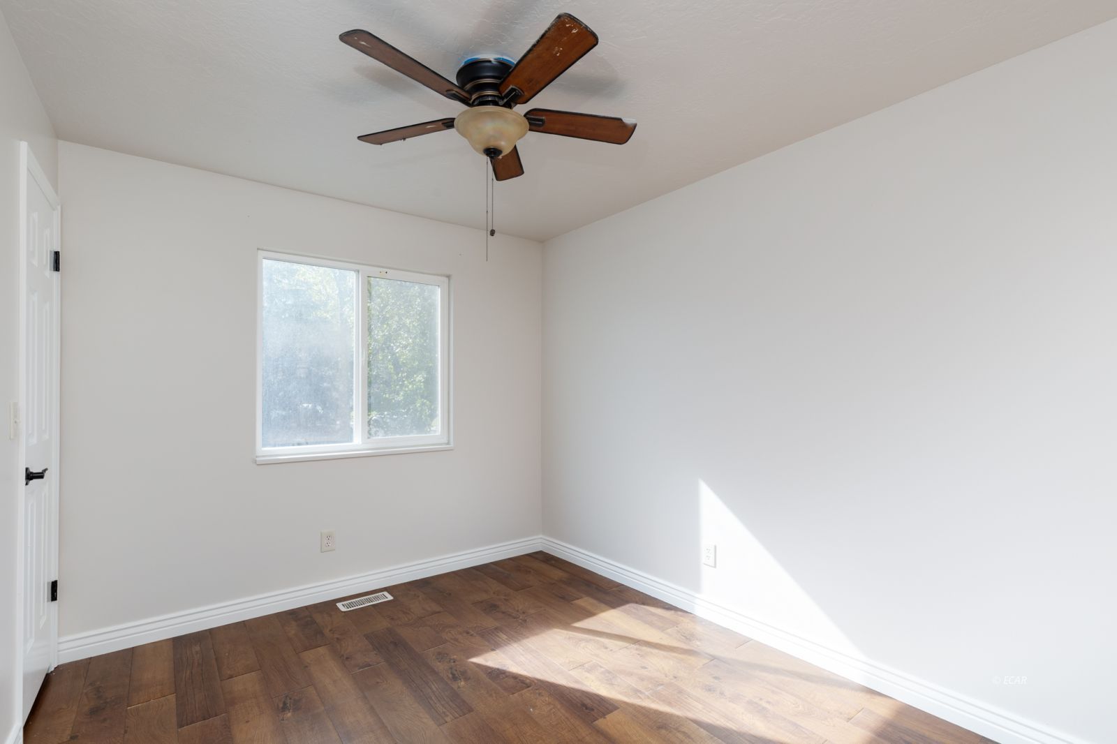 1951 Sierra Drive Property Photo 23