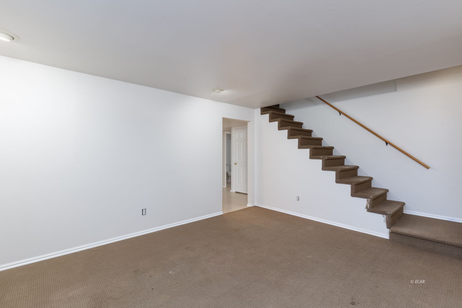 1951 Sierra Drive Property Photo 25