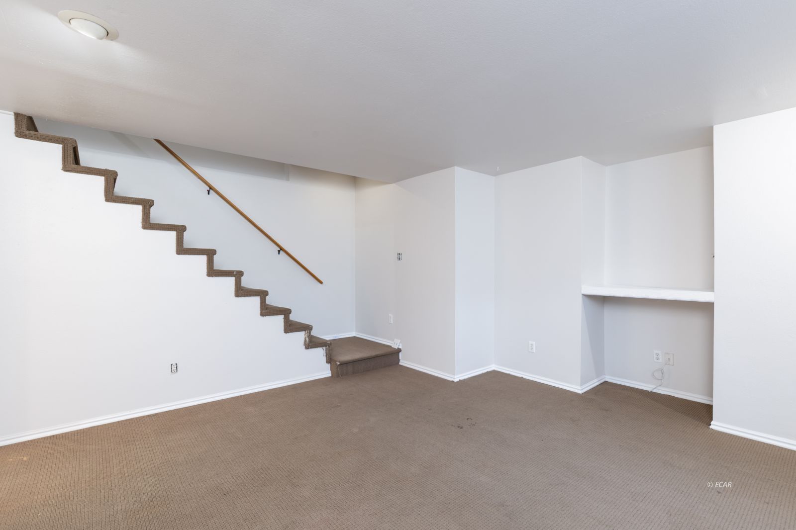 1951 Sierra Drive Property Photo 26