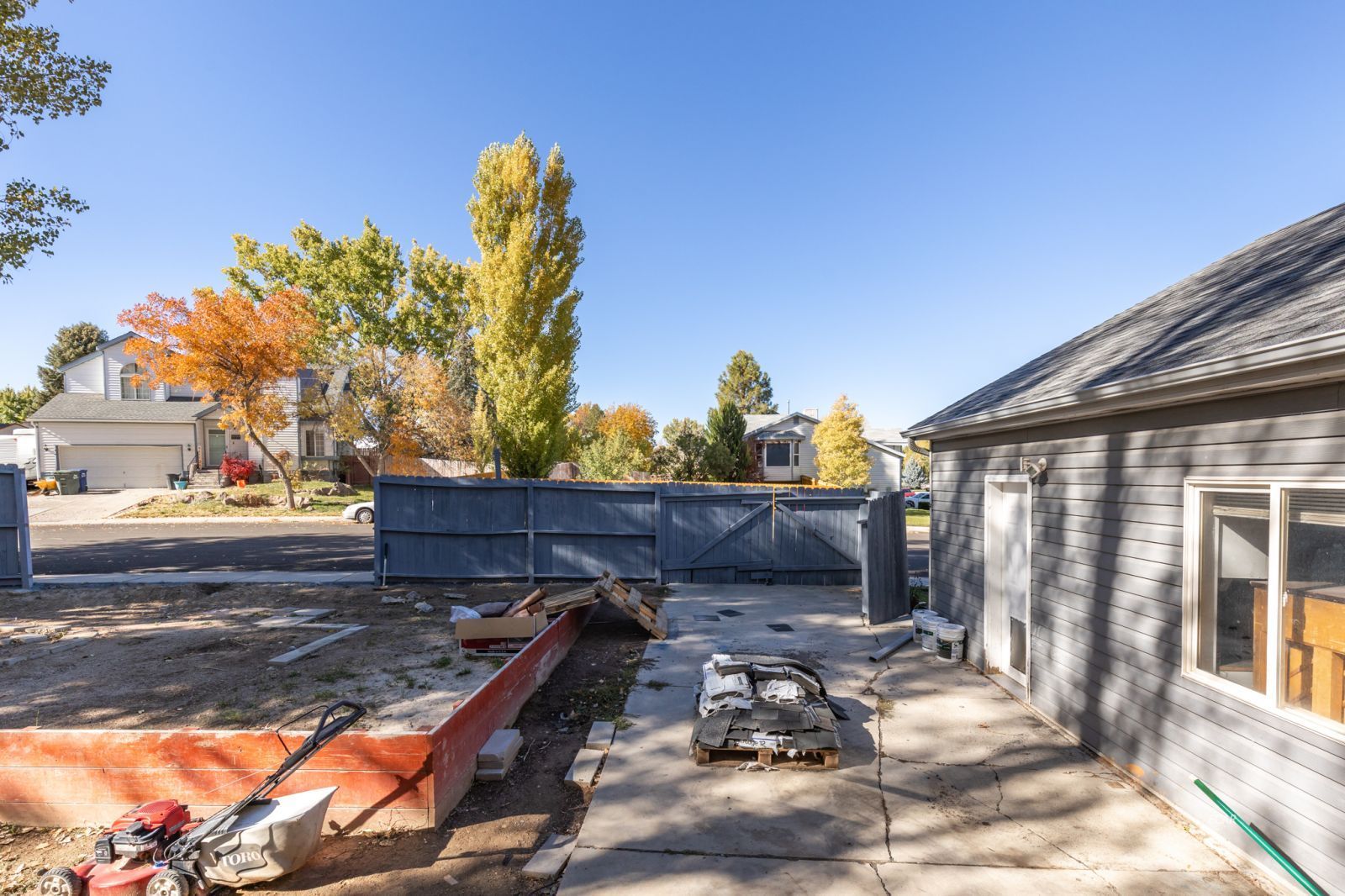 1951 Sierra Drive Property Photo 37