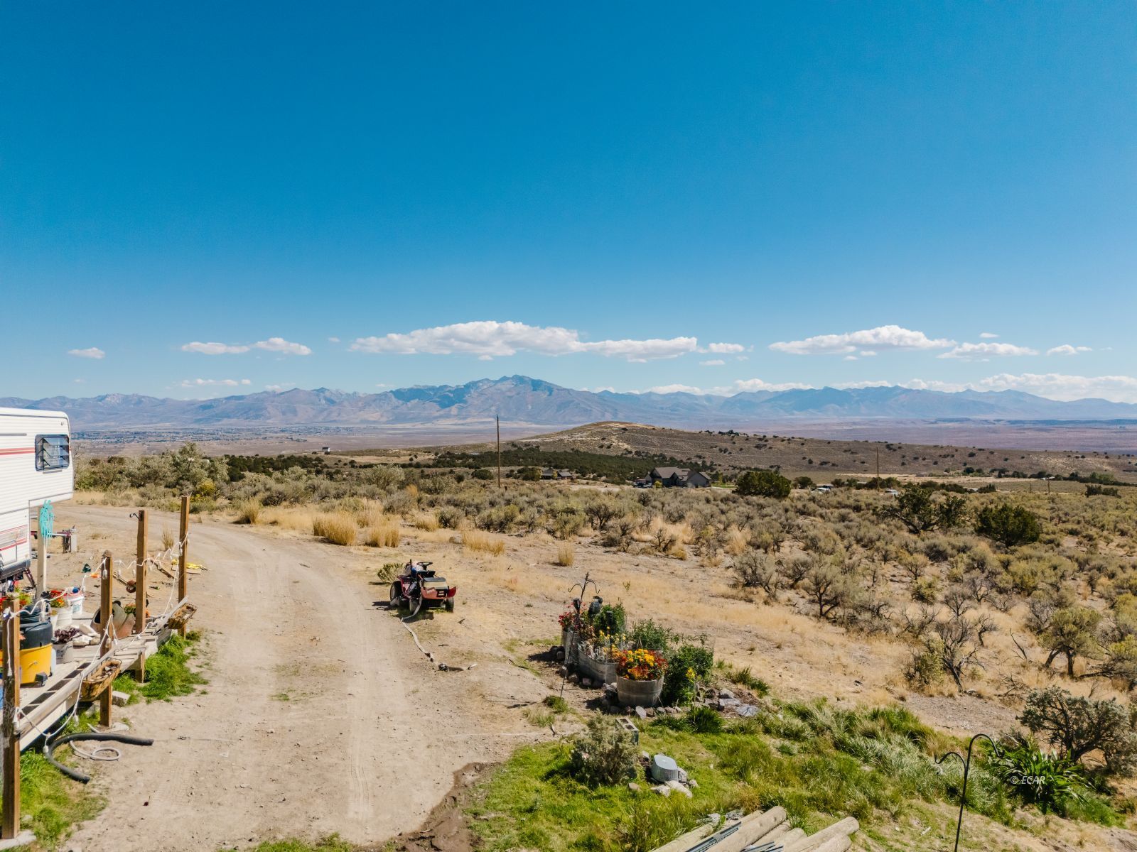 253 Wagon Trail Drive Property Photo 14