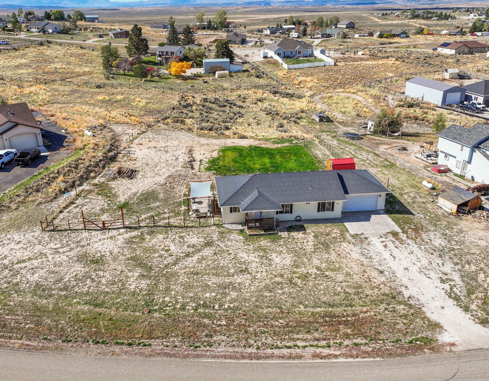 951 Blue Jay Drive Property Photo 27