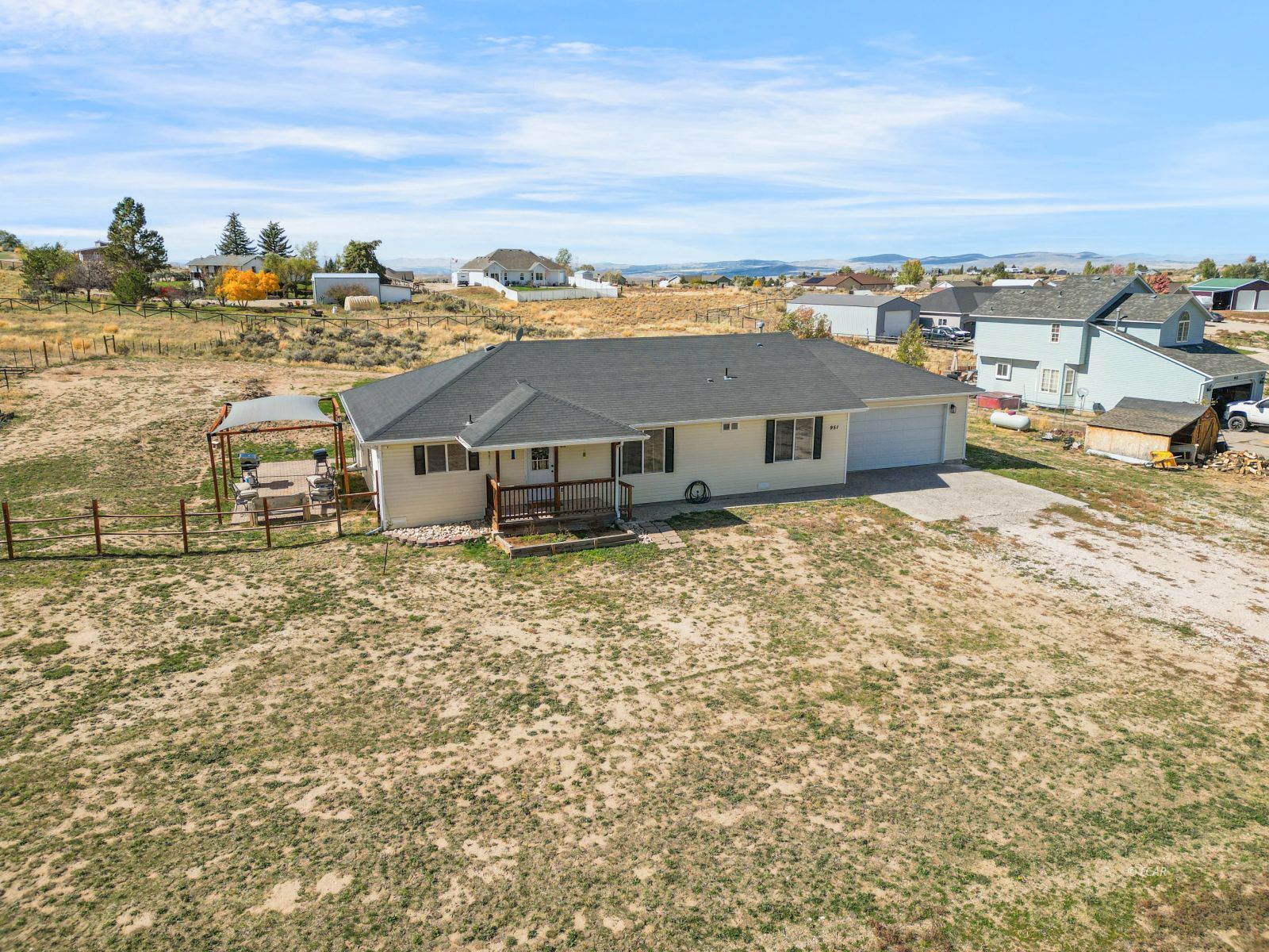 951 Blue Jay Drive Property Photo 28