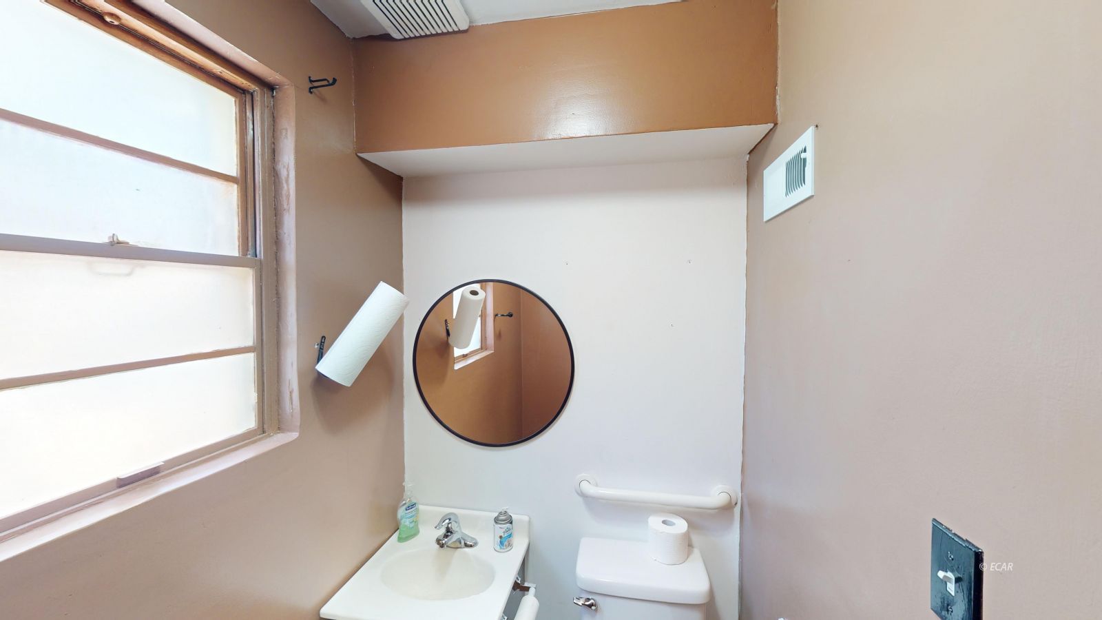 531 Court Street Property Photo 17