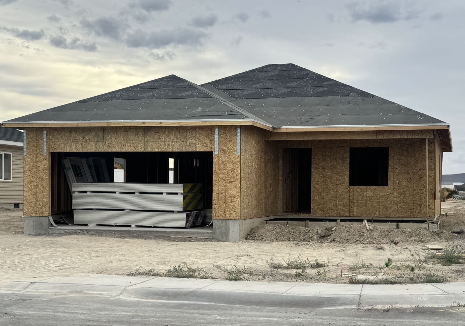 1493 Daisy Drive Property Photo 3