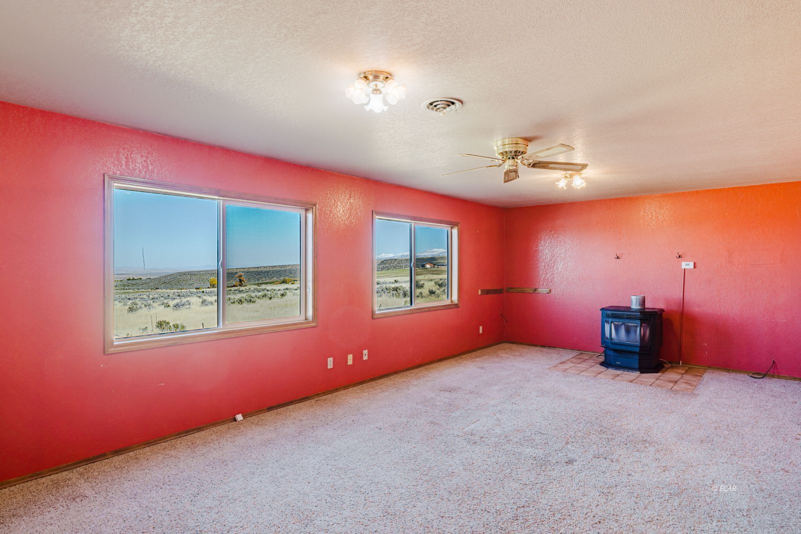 216 Dysart Circle Property Photo 15