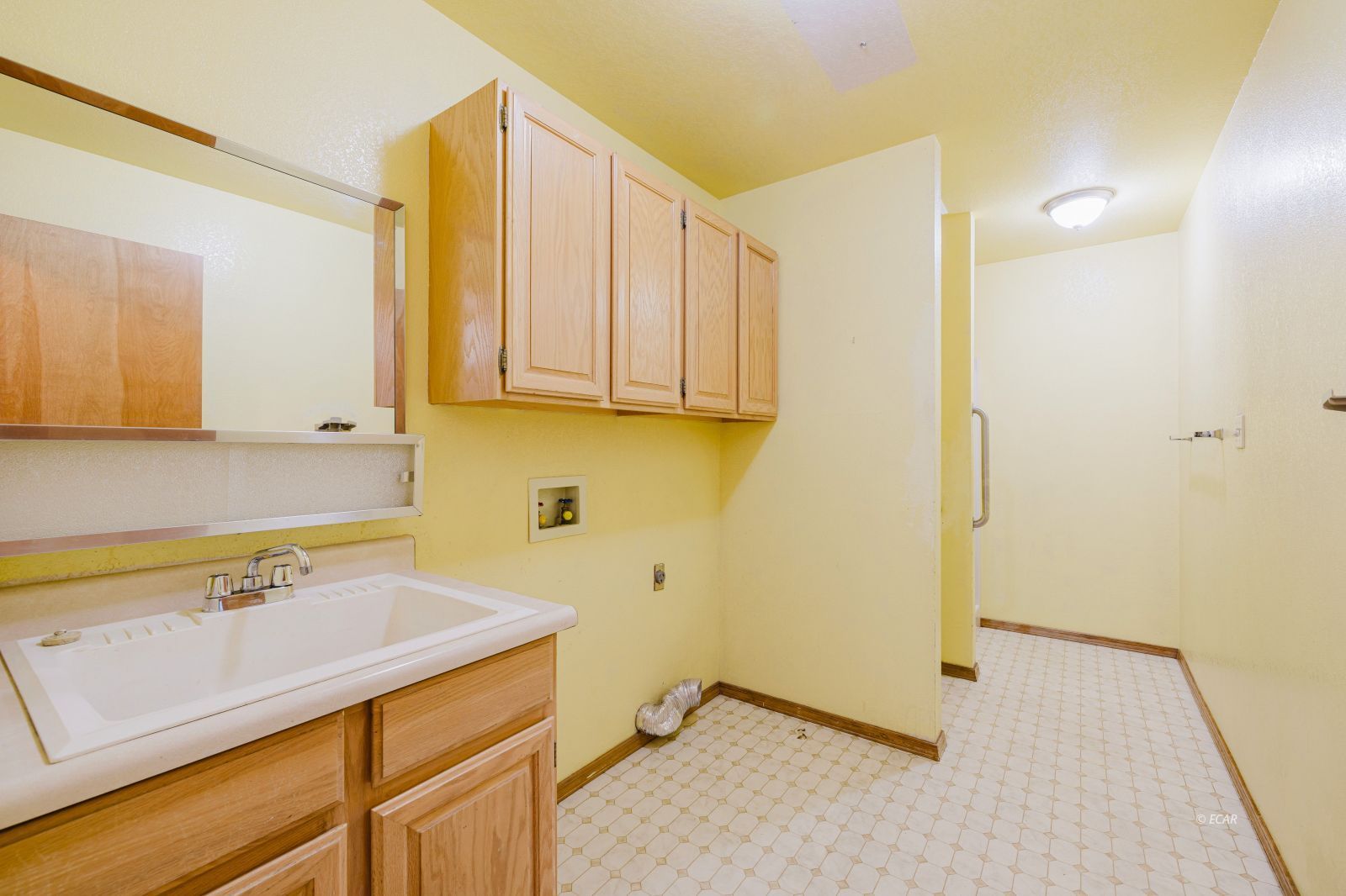 216 Dysart Circle Property Photo 16