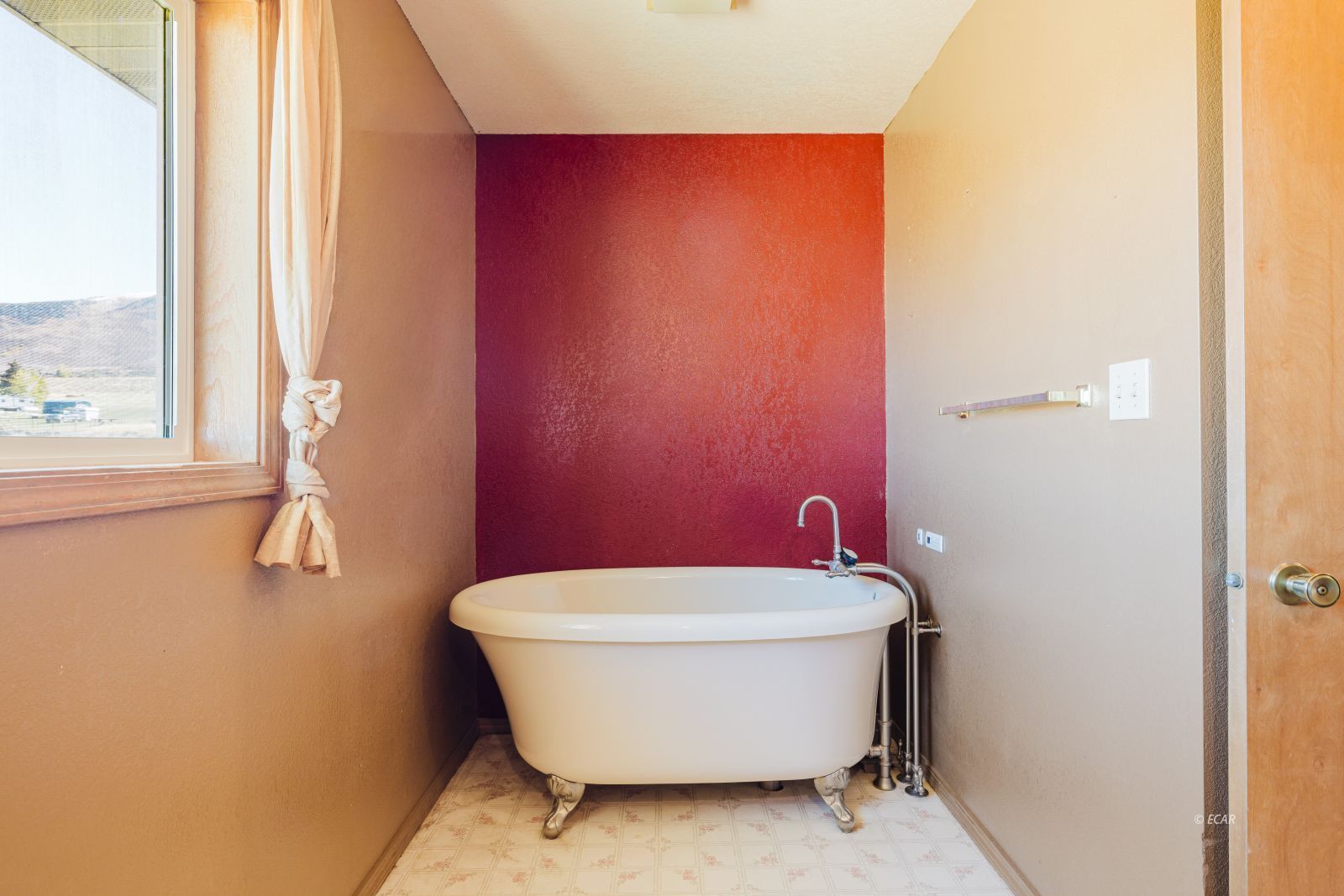 216 Dysart Circle Property Photo 22