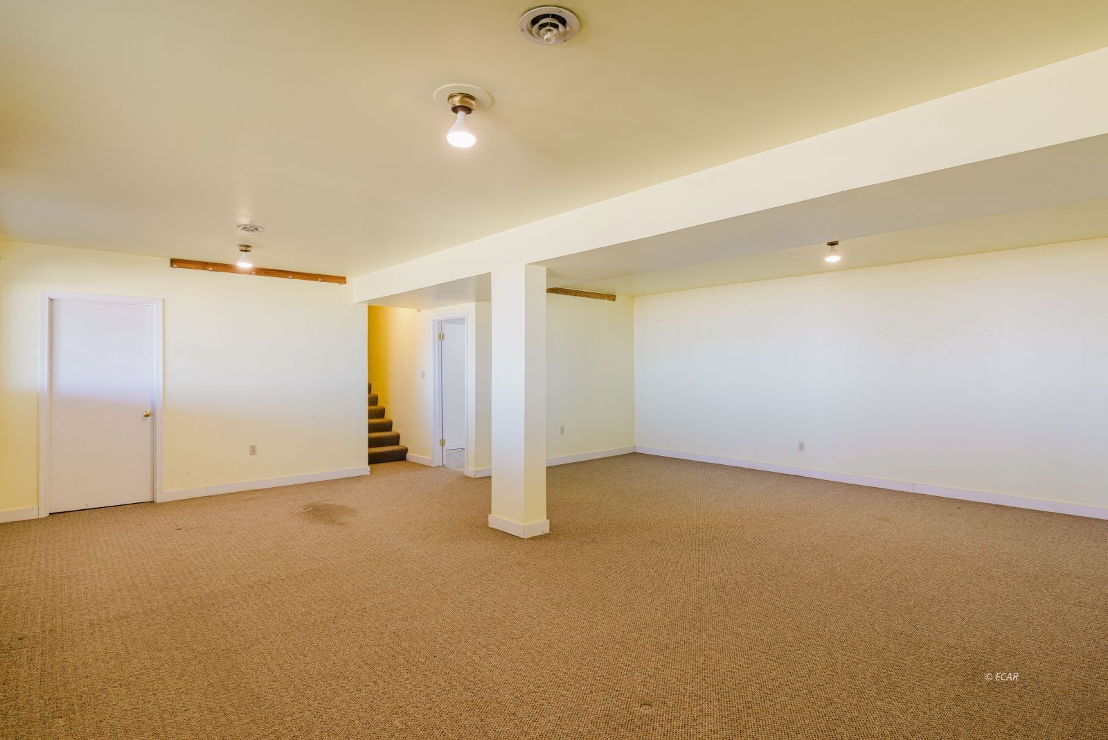 216 Dysart Circle Property Photo 23