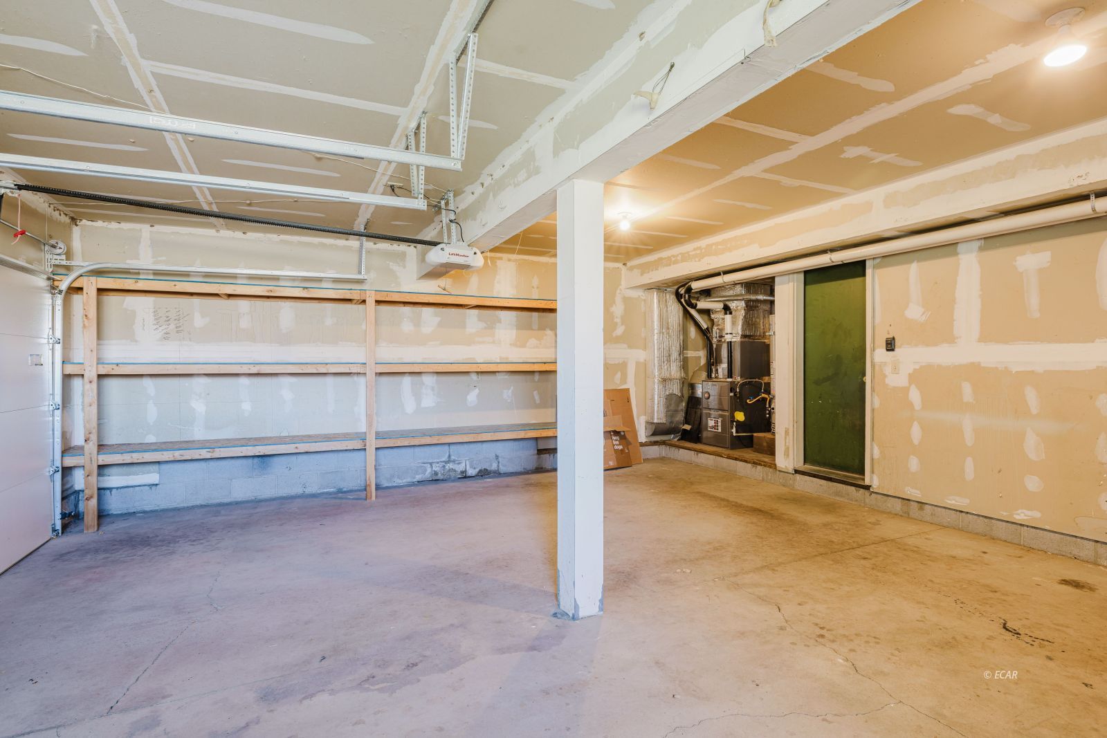 216 Dysart Circle Property Photo 26