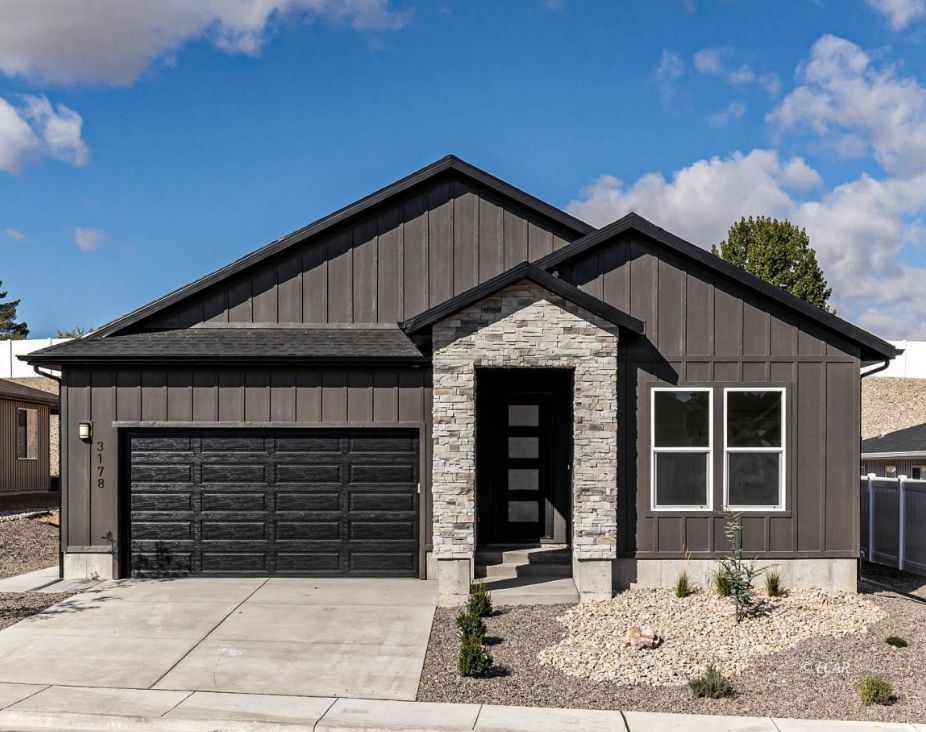 2953 Eleanor Court Property Photo 1