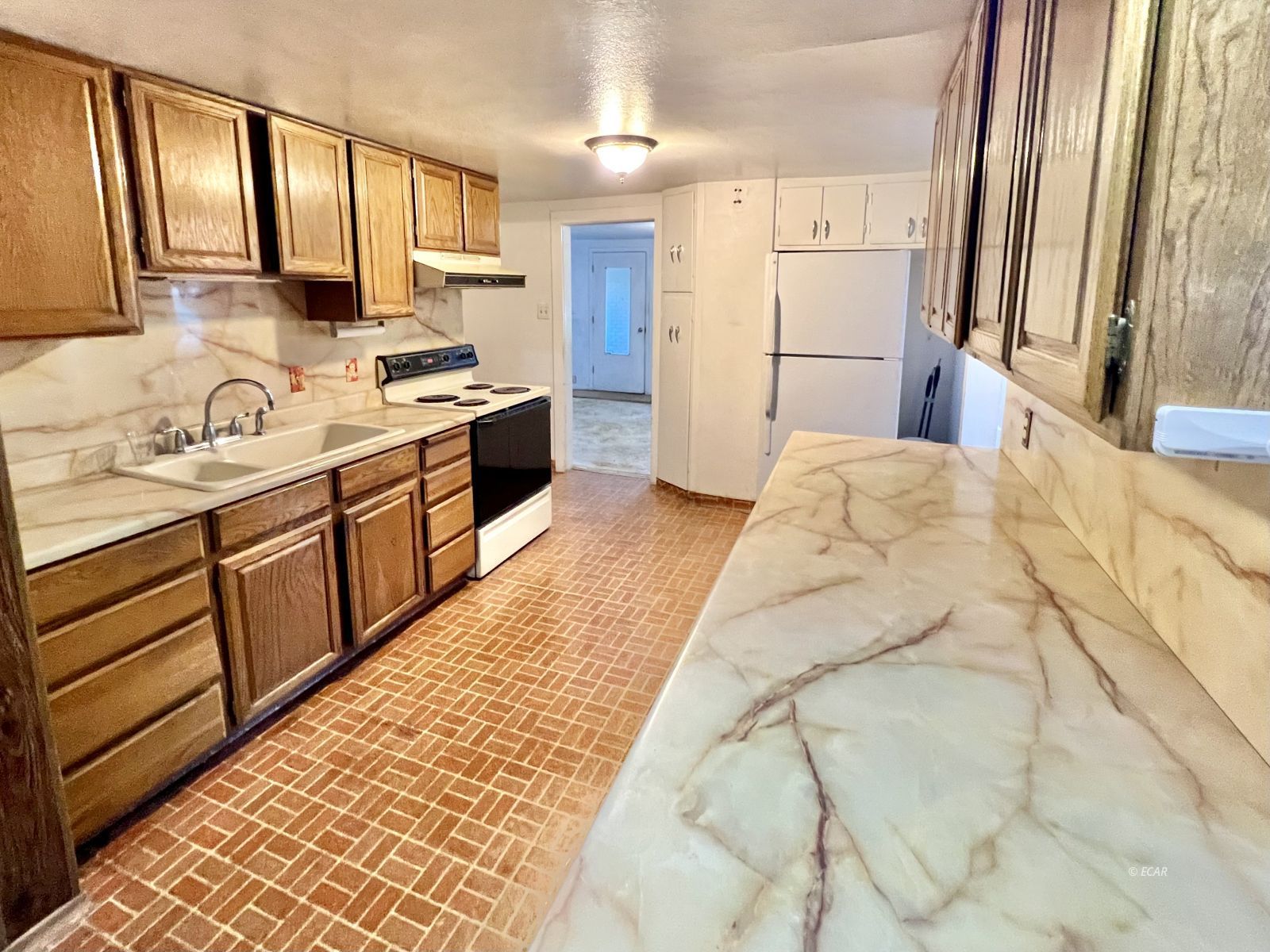 1261 3rd Street Property Photo 2