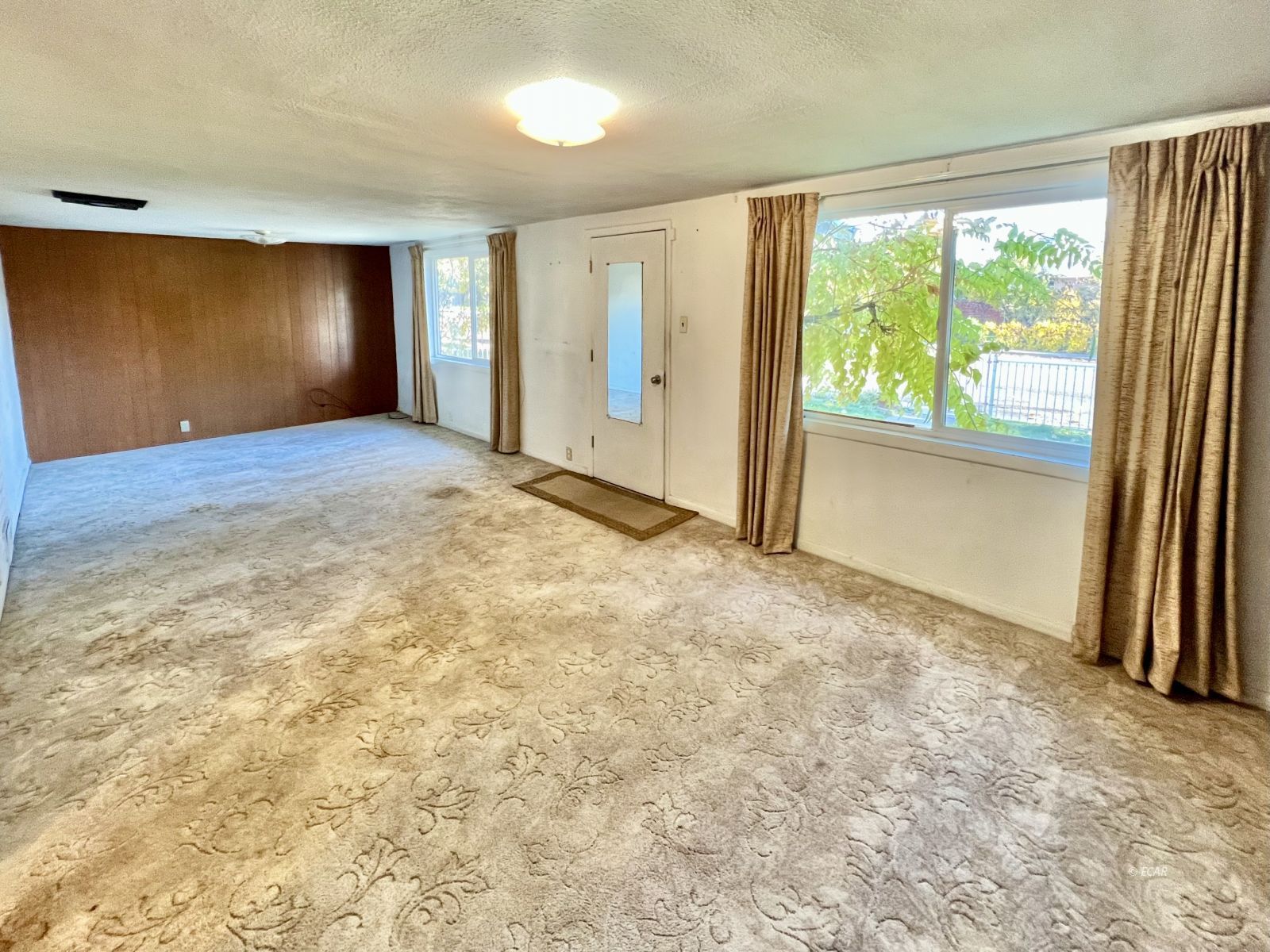 1261 3rd Street Property Photo 3