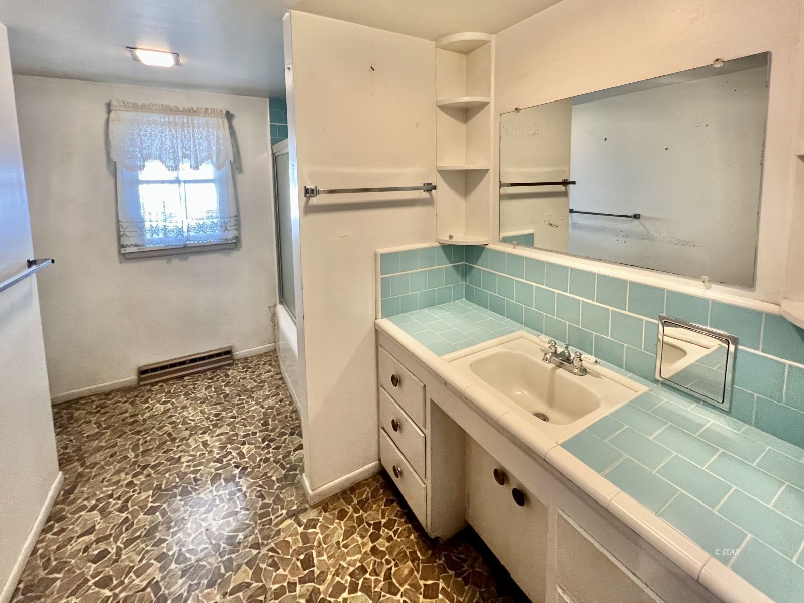 1261 3rd Street Property Photo 9