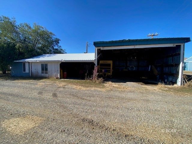 1725 Us 93 Highway Property Photo 17