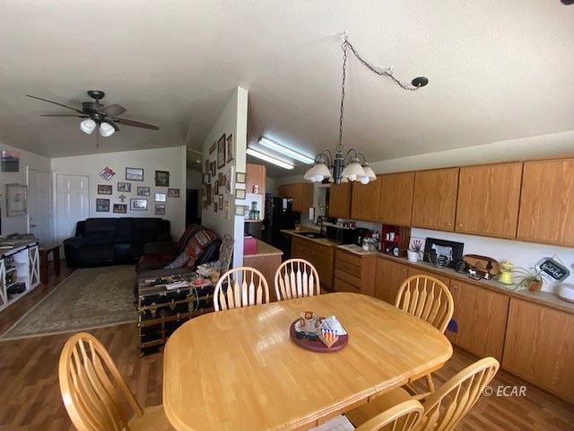 1725 Us 93 Highway Property Photo 31