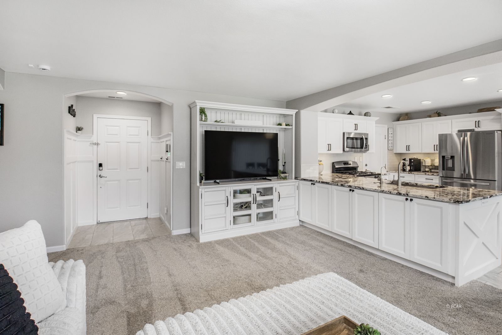 141 Hamilton Creek Court Property Photo 9