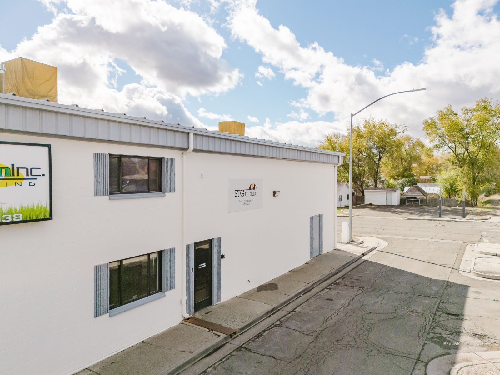 118 2nd Street Property Photo 6