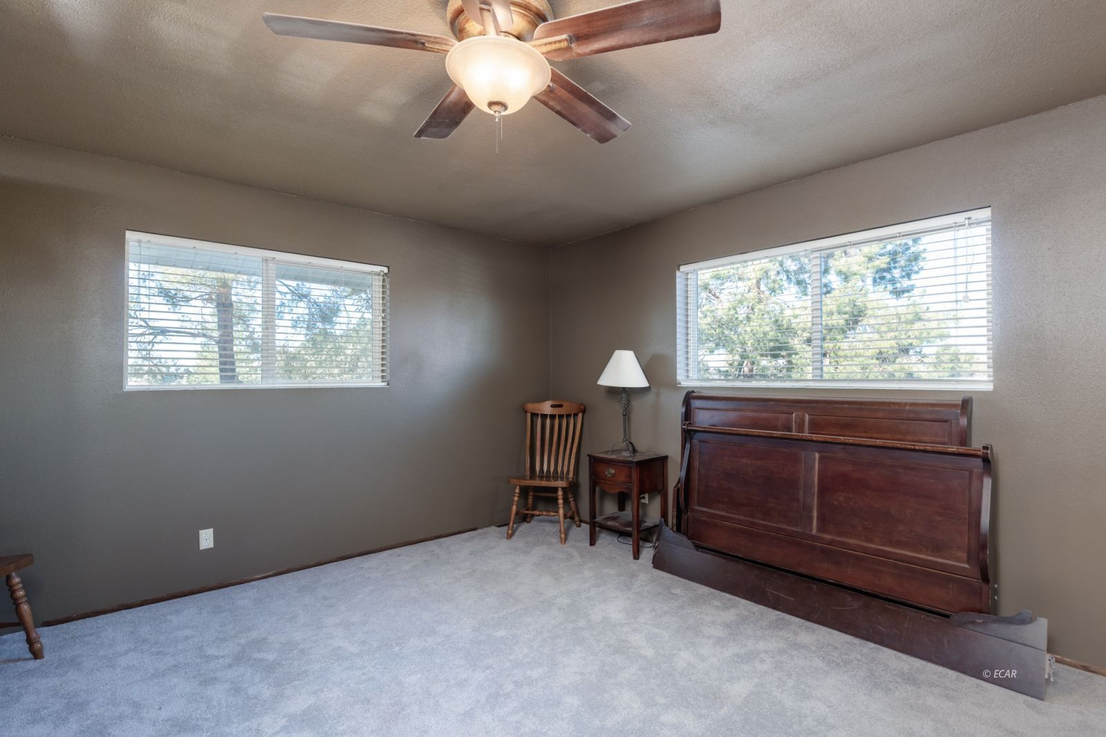 141 Country Club Parkway Property Photo 13