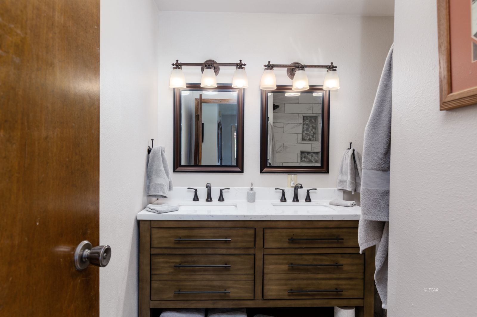 141 Country Club Parkway Property Photo 18