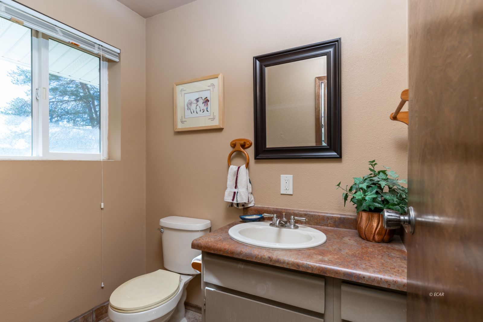 141 Country Club Parkway Property Photo 24