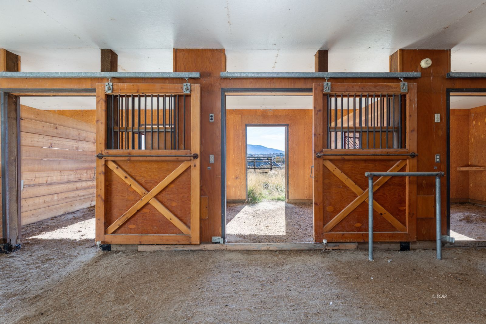 141 Country Club Parkway Property Photo 43