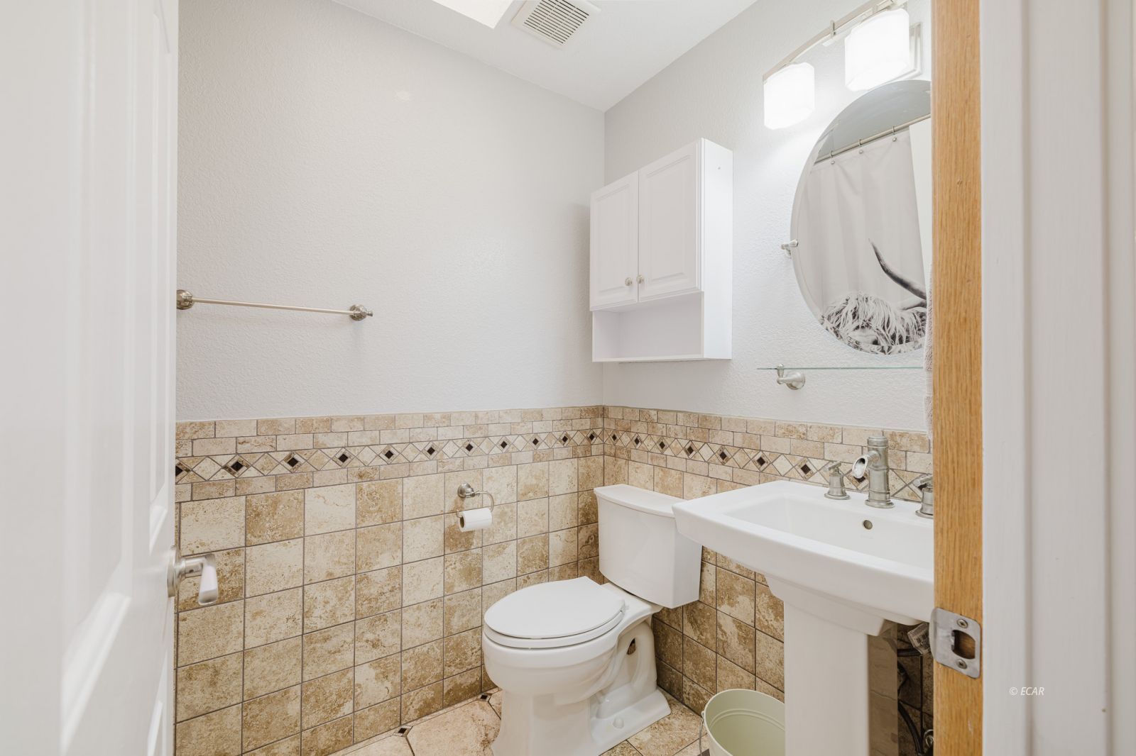 221 Lyndhurst Lane Property Photo 23